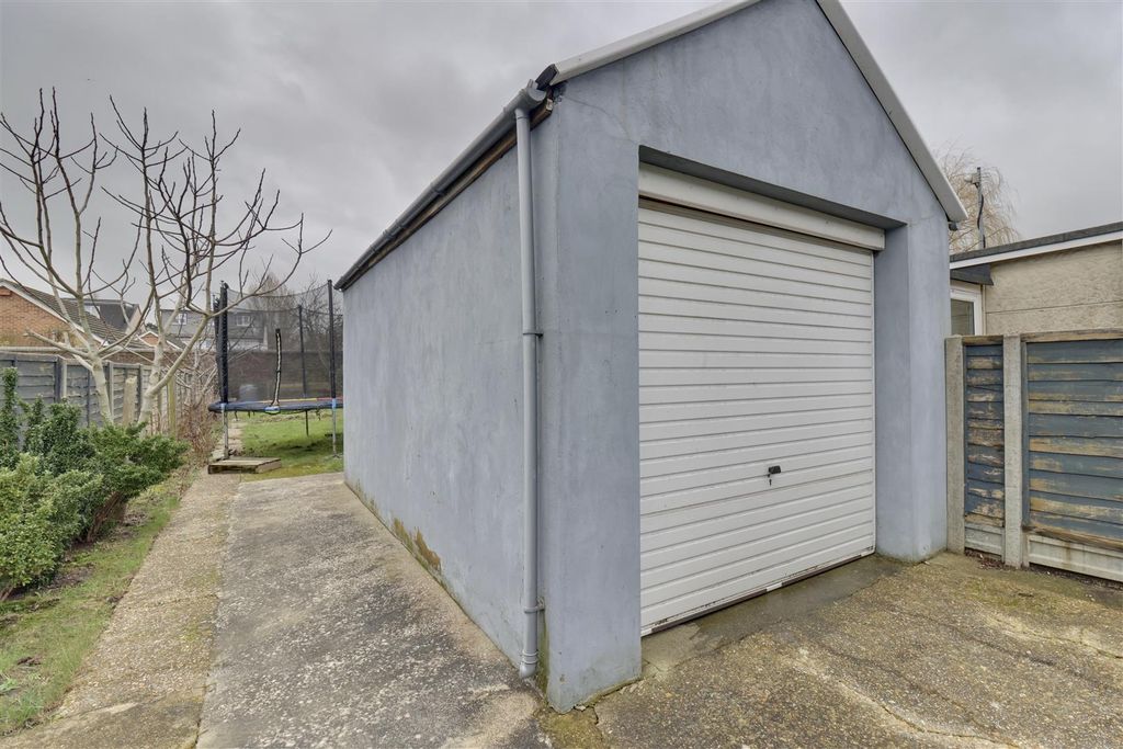 Additional image 22 of 4 bed terraced house for saleLangstone Road, Portsmouth PO3