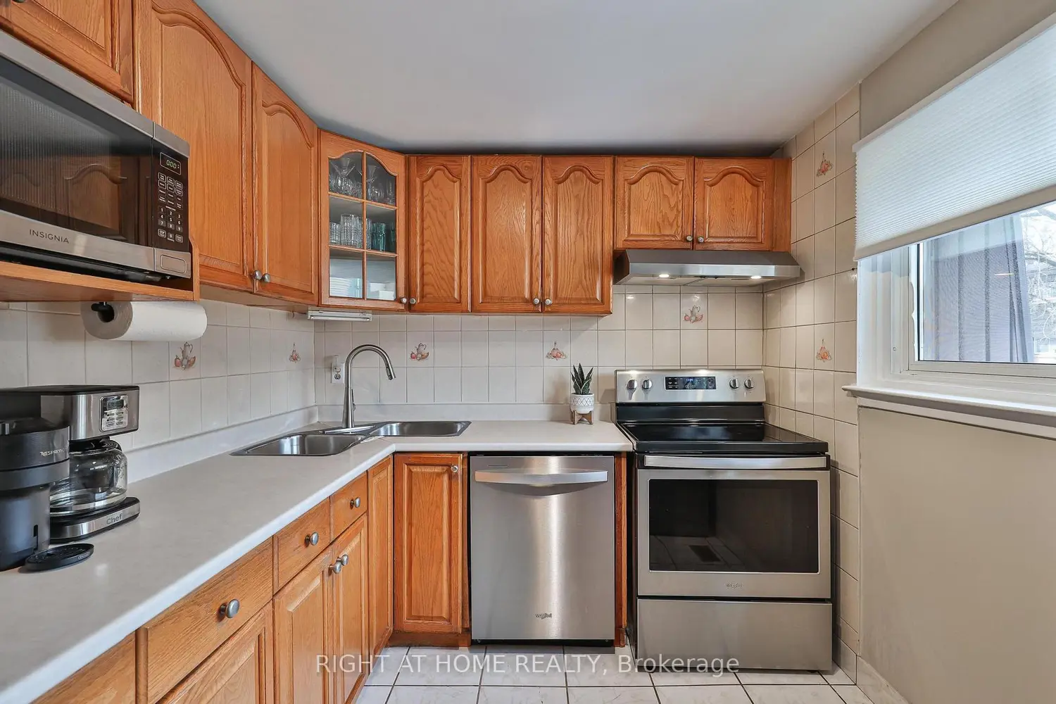 Additional image 6 of 100 Darras Court 74