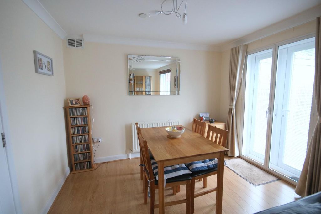 Additional image 4 of 3 bed end terrace house for saleRowan Close, Ashford TW15