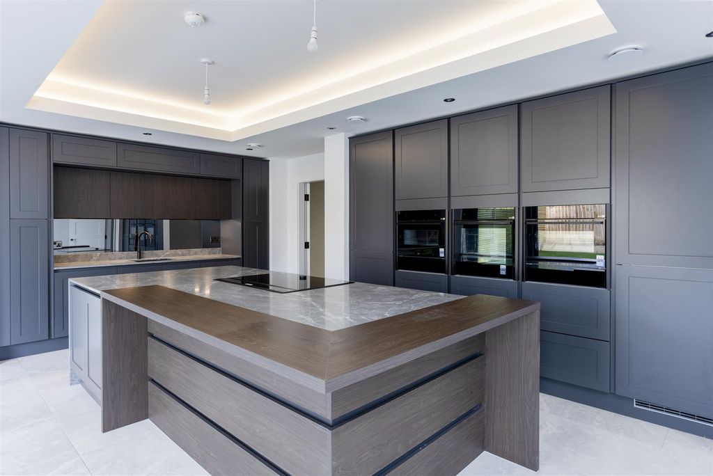 Additional image 6 of 4 bed detached house for saleFulford Road, York YO10