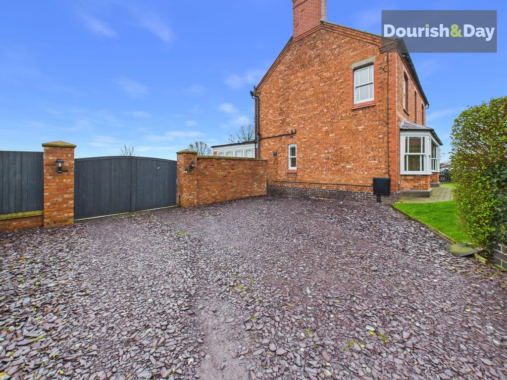 Additional image 39 of 4 bed detached house for saleAlkington Road, Whitchurch SY13
