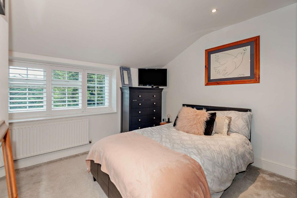Additional image 21 of 5 bed detached house for saleThe Drive, Ashford TW15