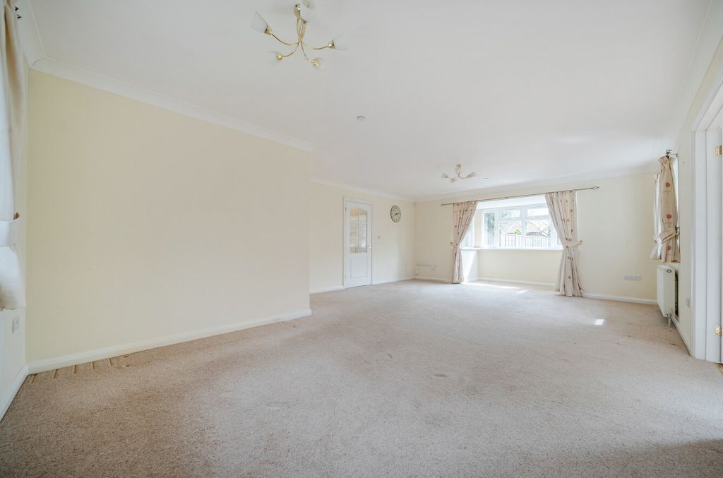 Additional image 6 of 2 bed bungalow for saleSeldens Way, Worthing, West Sussex BN13