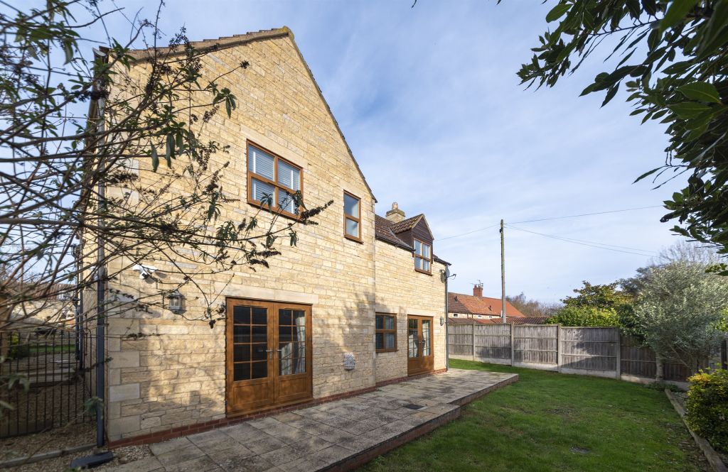 Additional image 10 of 4 bed detached house for saleNewton Way, Woolsthorpe By Colsterworth, Grantham NG33