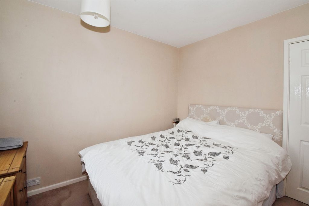 Additional image 17 of 3 bed semi-detached house for saleAsh Tree Road, Oadby, Leicester LE2