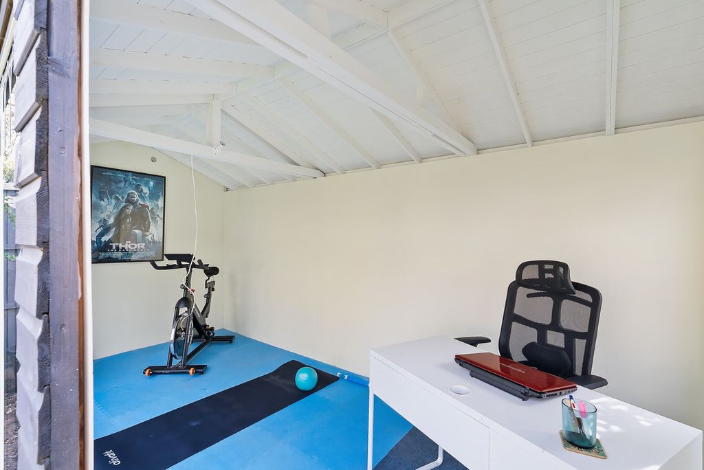 Additional image 10 of 4 bed detached house for saleFontmell Park, Ashford TW15