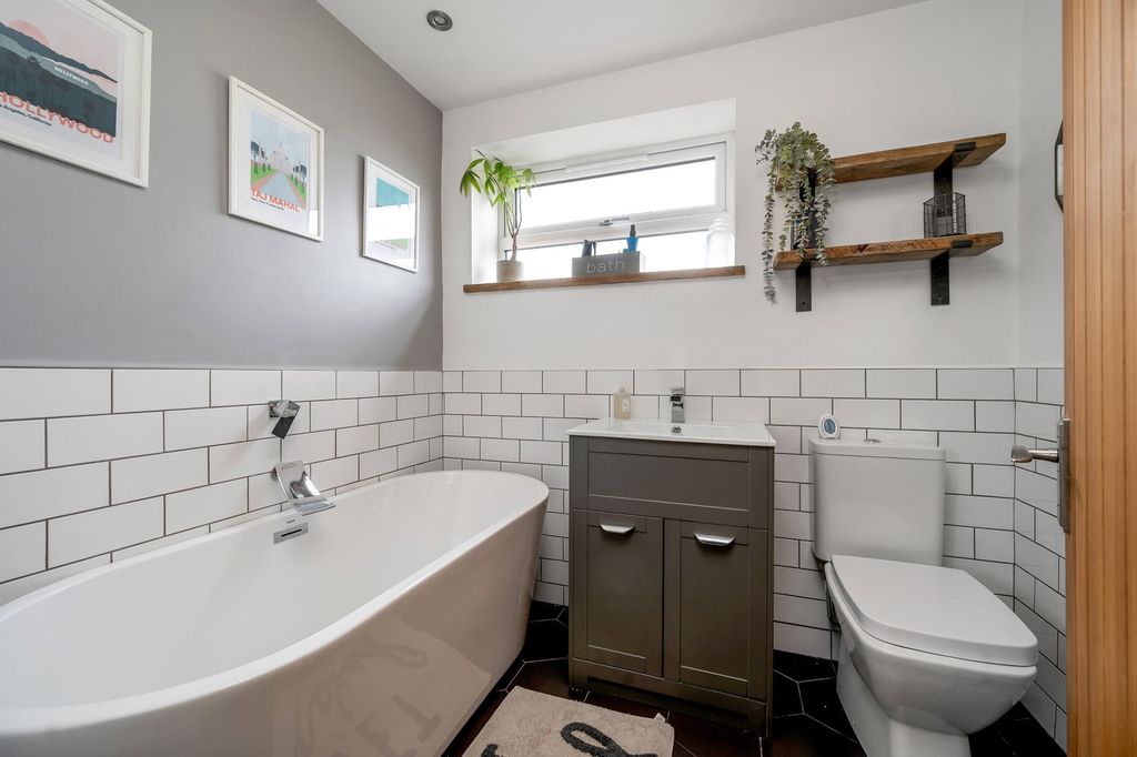 Additional image 13 of 4 bed detached house for salePeckleton Lane, Leicester LE9