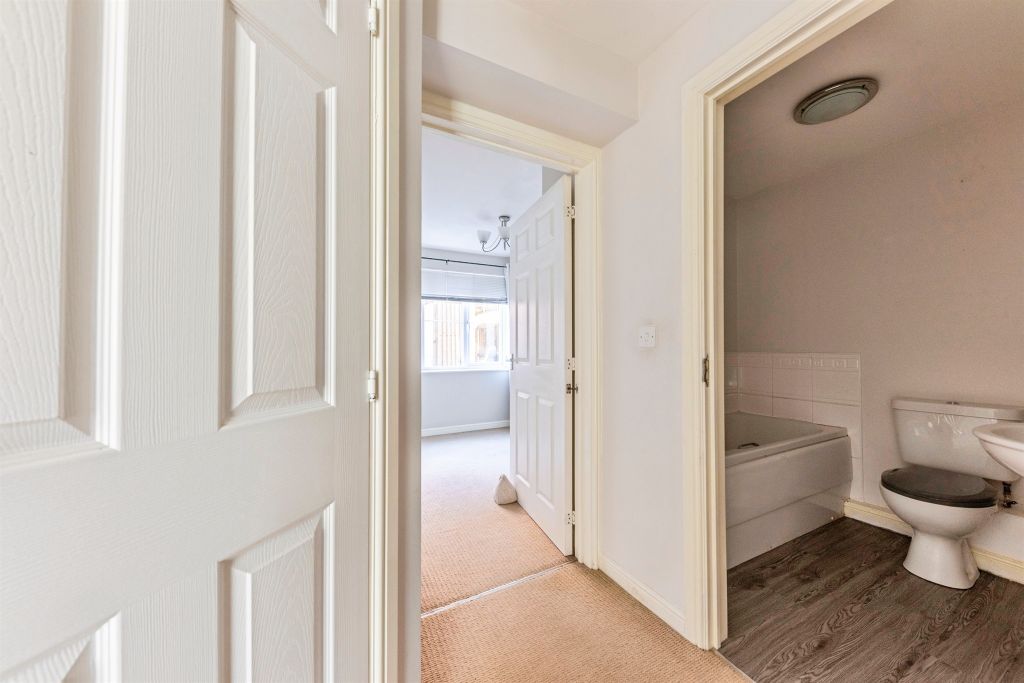 Additional image 9 of 2 bed flat for saleDexter Avenue, Grantham NG31
