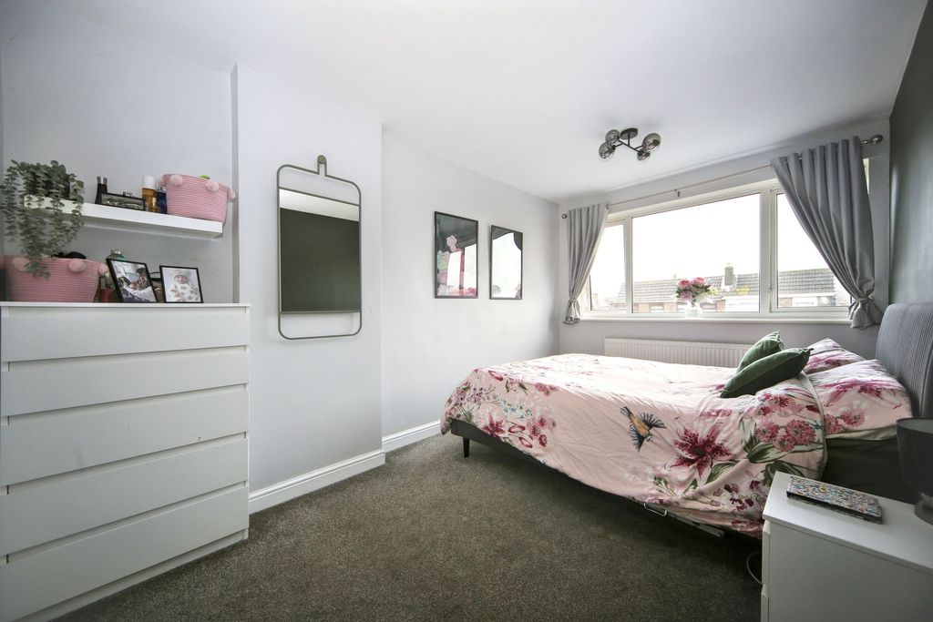 Additional image 16 of 3 bed semi-detached house for salePetworth Avenue, Wigan WN3