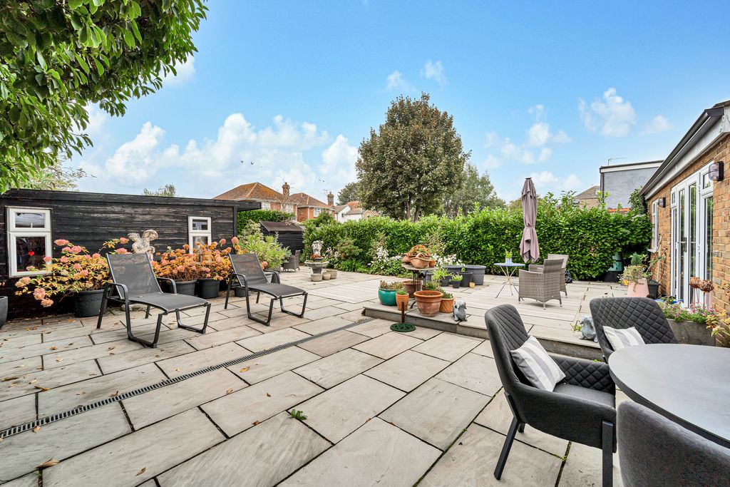 Additional image 14 of 3 bed detached house for saleWarwick Road, Ashford TW15