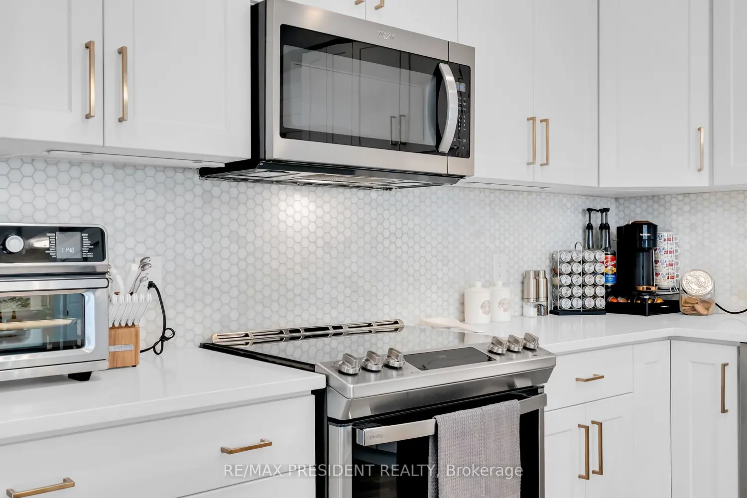 Additional image 9 of 408 Guelph Avenue 3