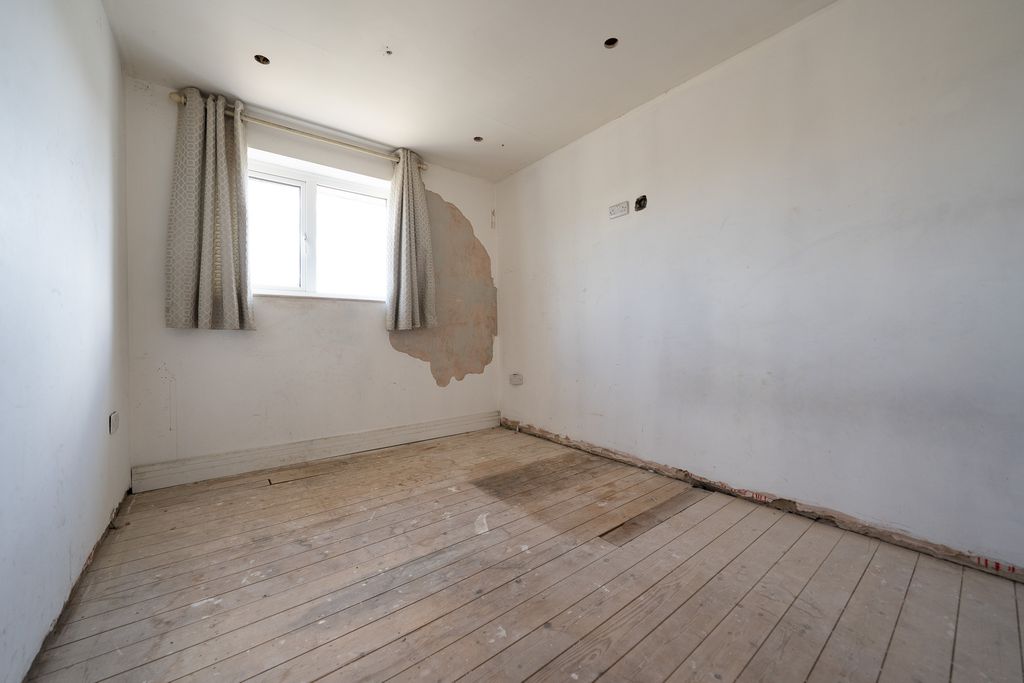 Additional image 6 of 3 bed semi-detached house for saleWalker Road, Thurmaston, Leicestershire LE4