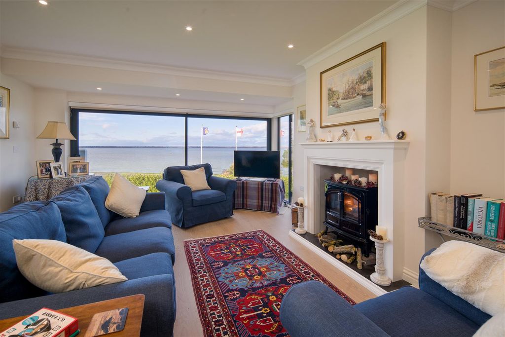 Additional image 5 of 4 bed detached house for saleYarmouth, Isle Of Wight PO41