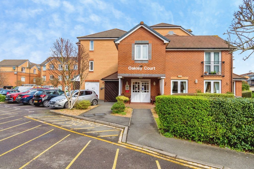 Additional image 14 of 1 bed flat for saleOakley Road, Southampton, Hampshire SO16