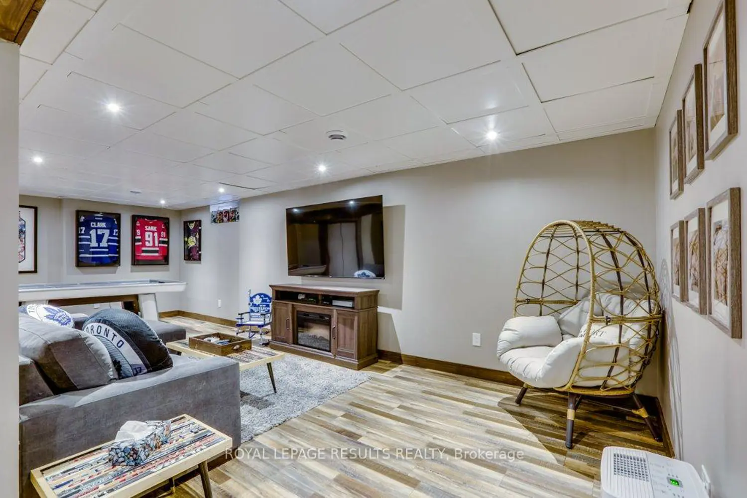 Additional image 13 of 34 Charlotte Avenue