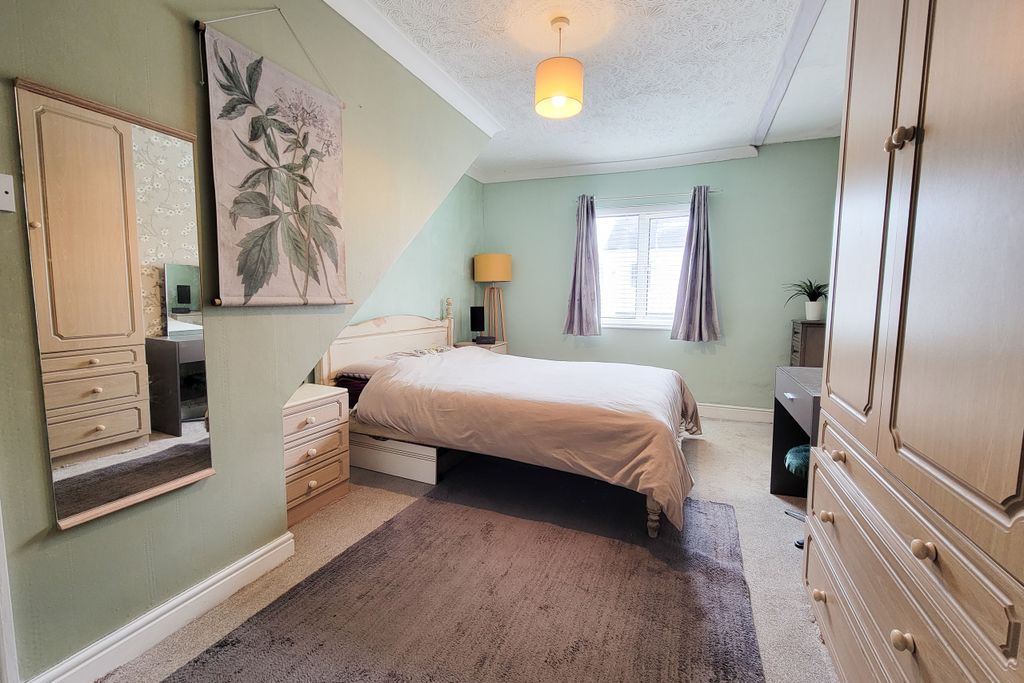 Additional image 12 of 3 bed semi-detached house for saleChestnut Road, Glenfield, Leicestershire LE3