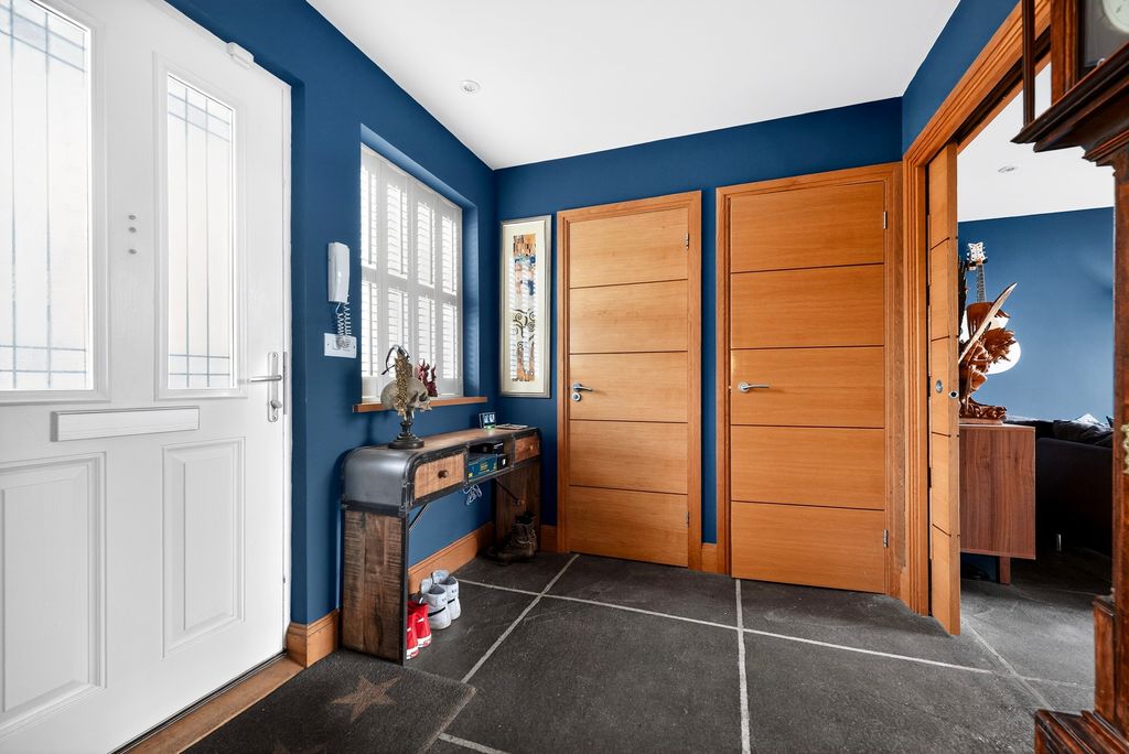 Additional image 6 of 3 bed detached house for saleStarnham Road, Witney OX29