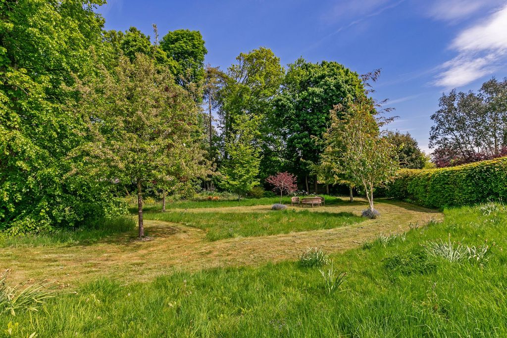 Additional image 7 of 2 bed flat for saleWyke Mark, Winchester SO22