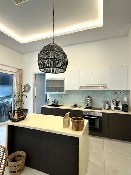 Additional image 3 of Bloxhome Drive