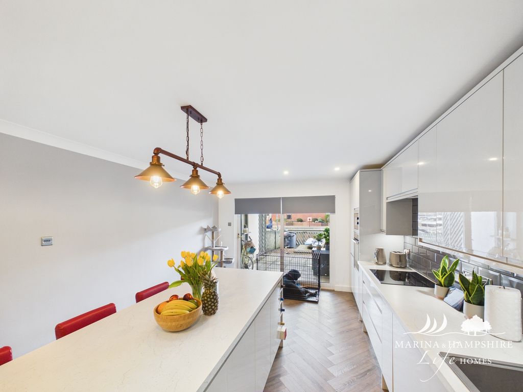 Additional image 31 of 4 bed town house for saleBryher Island, Port Solent PO6