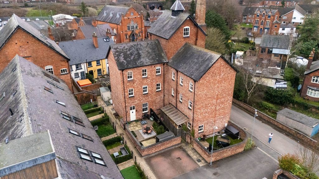 Additional image 28 of 5 bed semi-detached house for saleThe Maltings, Sileby, Loughborough LE12