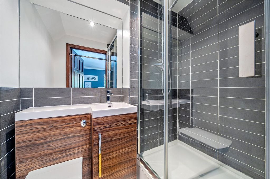 Additional image 20 of 5 bed detached house for saleRoundabout Lane, Winnersh, Wokingham RG41