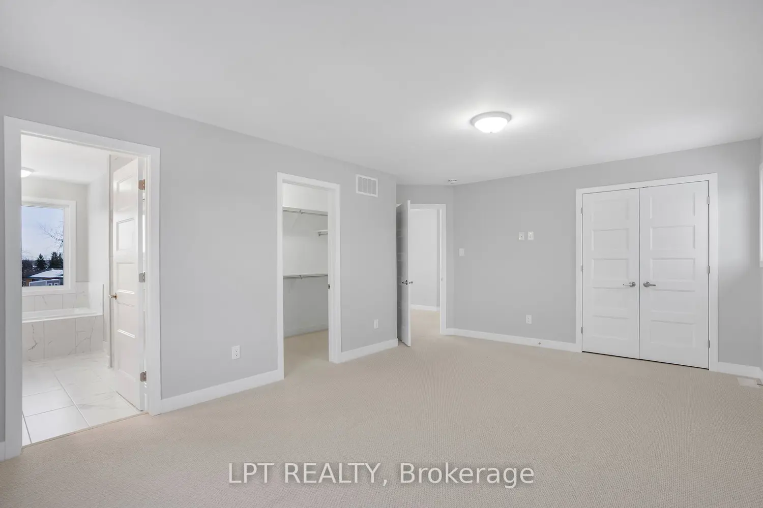Additional image 12 of 63 Chateauguay Street
