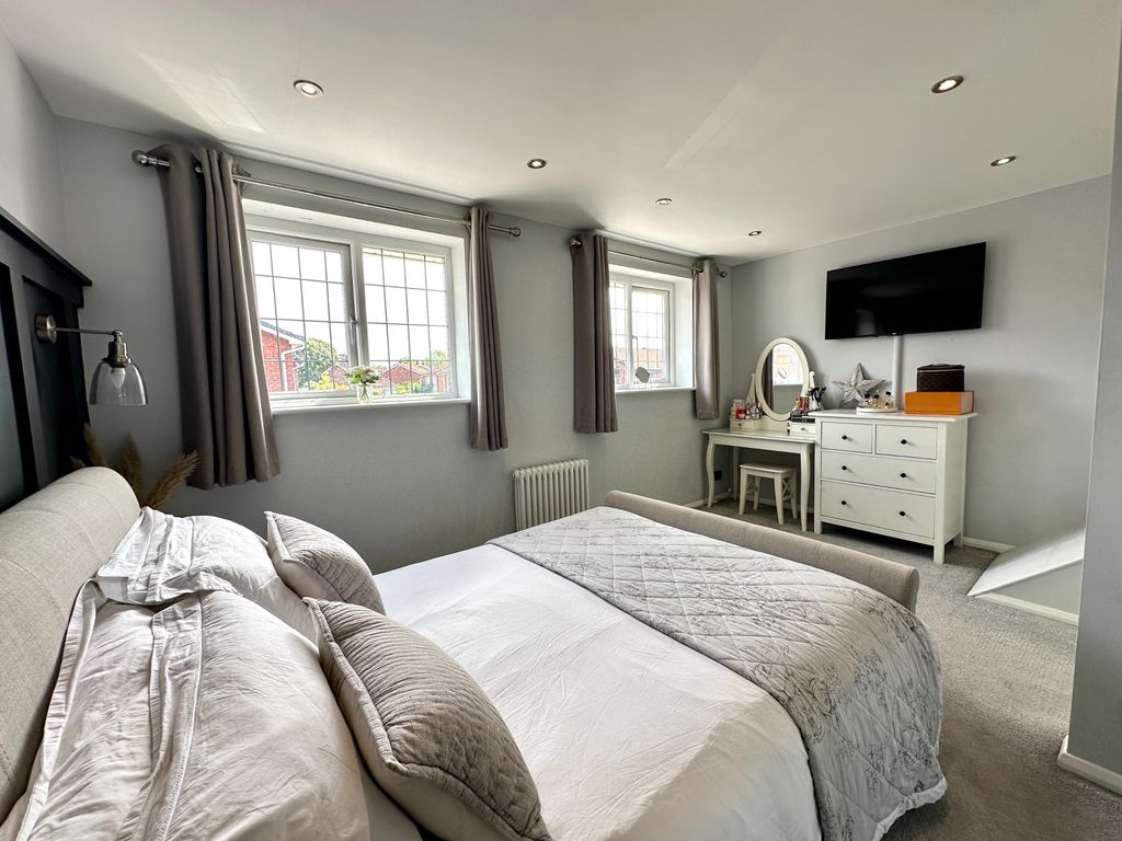 Additional image 18 of 4 bed semi-detached house for saleRosewood Drive, Coppice Farm Estate, Willenhall WV12