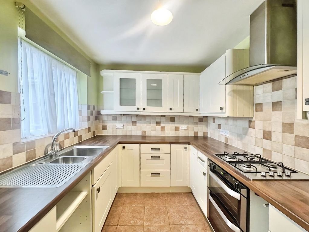 Additional image 5 of 2 bed detached bungalow for saleHeybrook Avenue, Blaby, Leicester LE8
