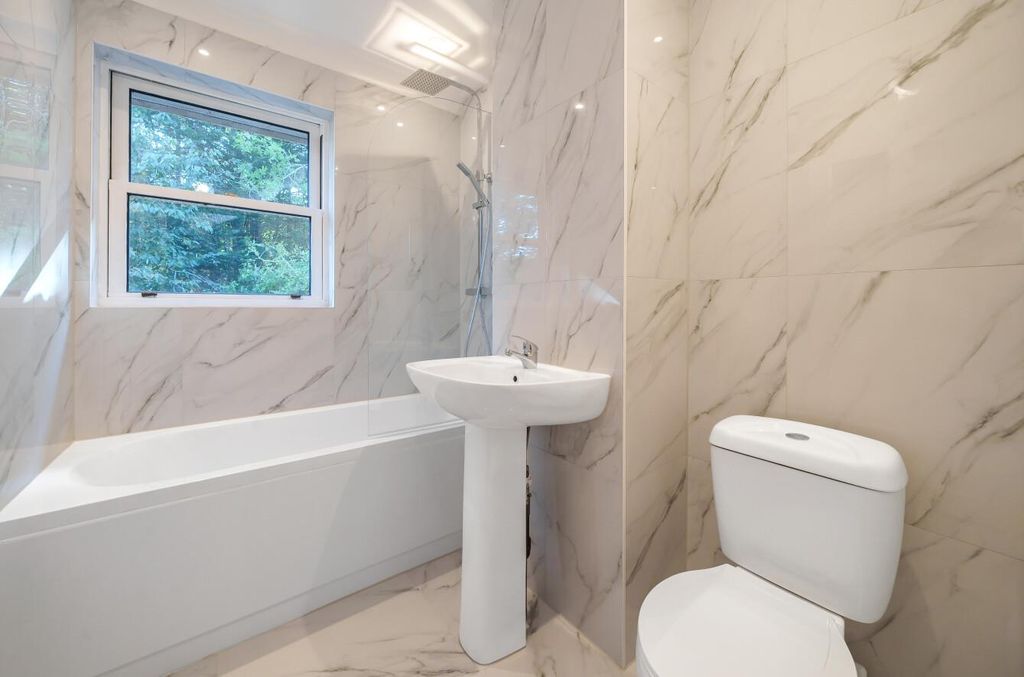 Additional image 13 of 4 bed property for saleTattershall Road, Kirkstead, Woodhall Spa LN10