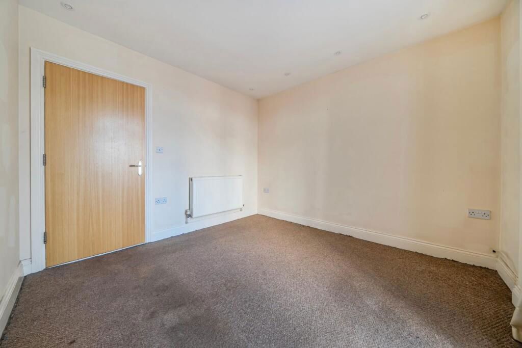 Additional image 6 of 2 bed flat for saleLondon Road, Portsmouth PO2