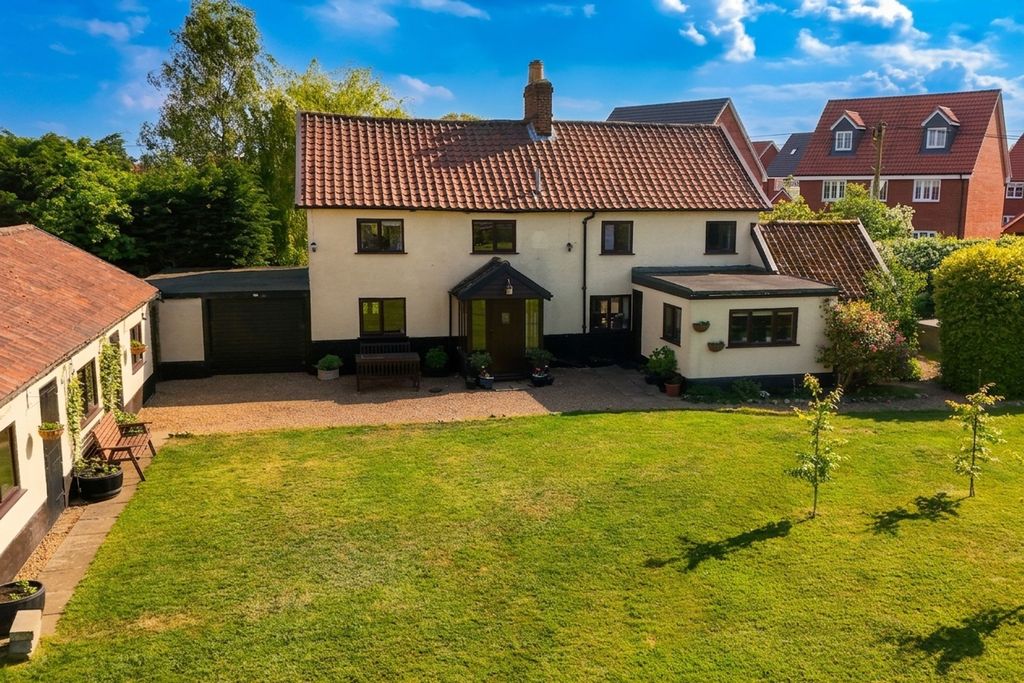 Additional image 3 of 5 bed detached house for saleRightup Lane, Wymondham NR18