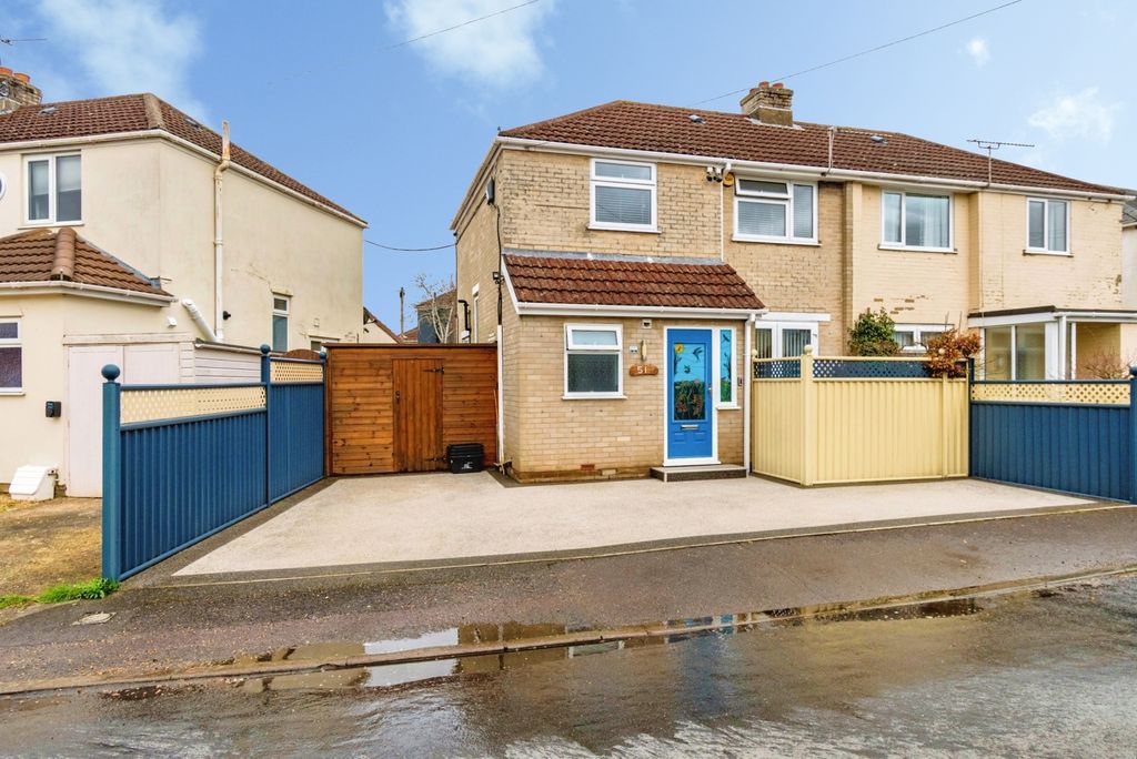 3 bed semi-detached house for saleCauseway Crescent, Totton, Southampton, Hampshire SO40