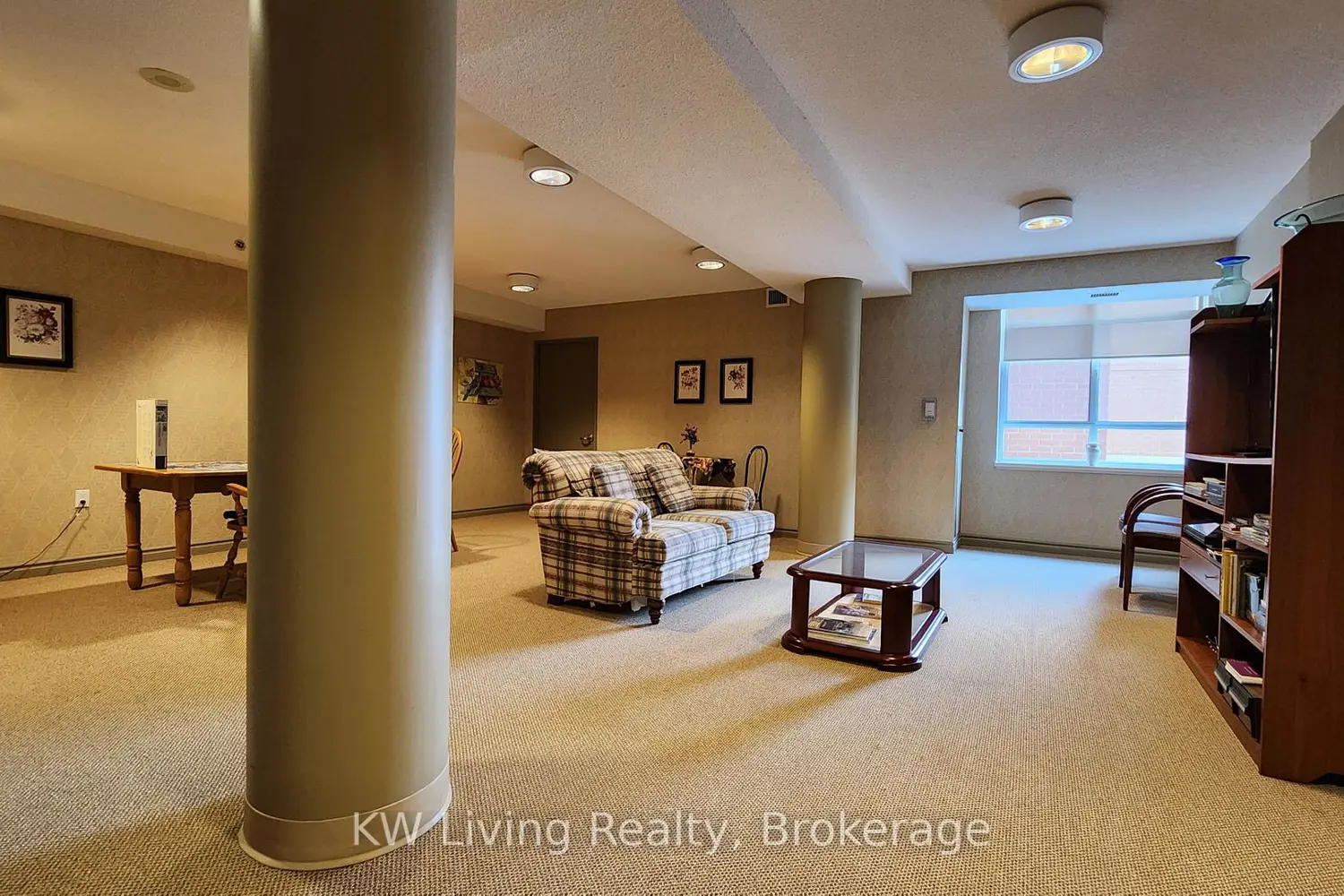 Additional image 6 of 115 Bonis Avenue 211