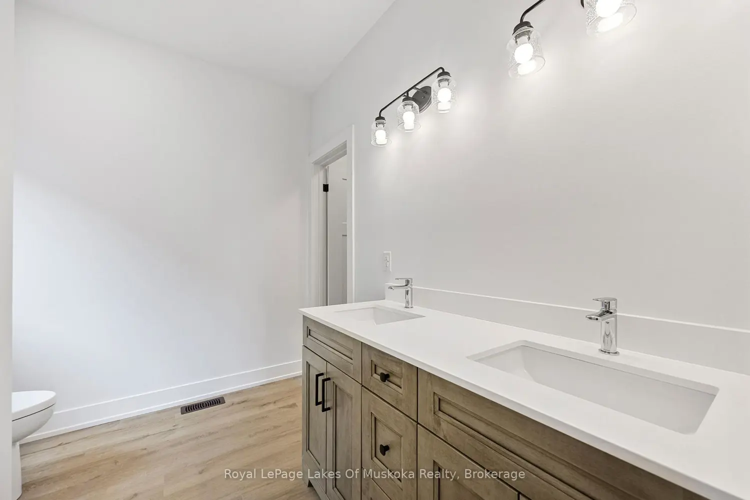 Additional image 8 of 114 Brandon Avenue
