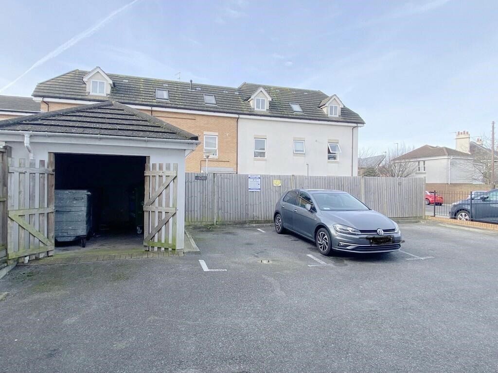 Additional image 13 of 1 bed flat for saleManor Park Avenue, Portsmouth PO3