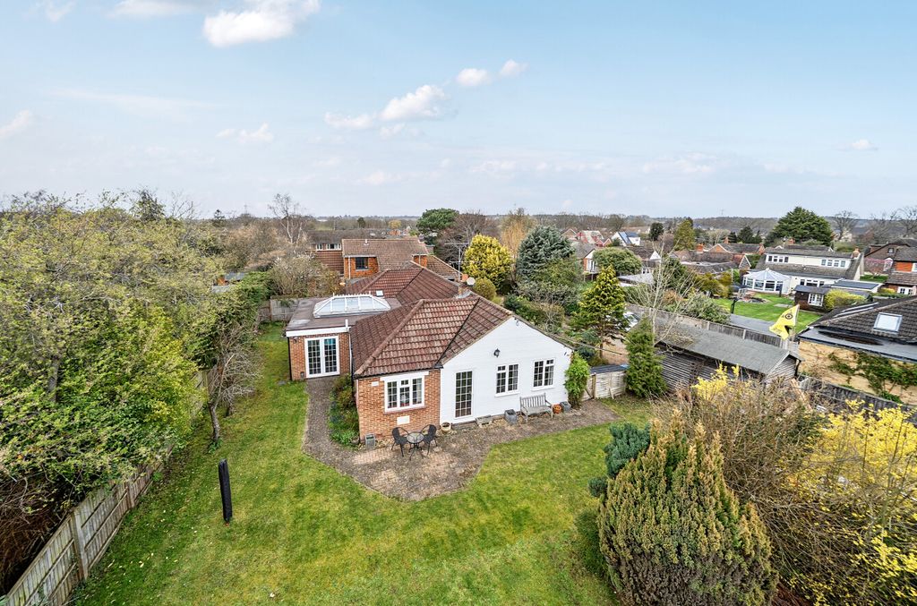 Additional image 2 of 4 bed bungalow for saleMoulsham Lane, Yateley, Hampshire GU46