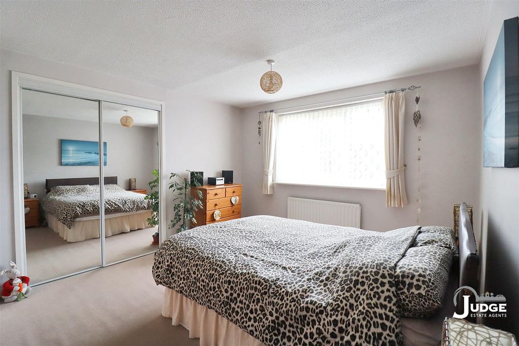 Additional image 22 of 4 bed detached house for saleWheatfield Close, Glenfield, Leicester LE3