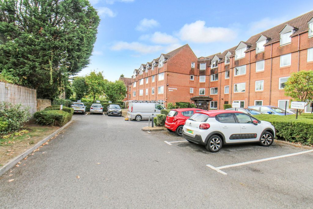 Additional image 7 of 1 bed flat for saleRiver View Road, Bitterne Park SO18