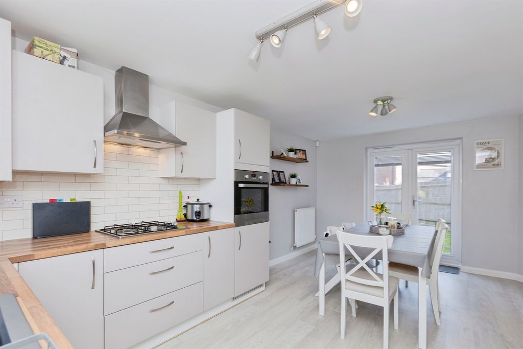 Additional image 8 of 3 bed semi-detached house for saleCooper Crescent, Whetstone, Leicester LE8