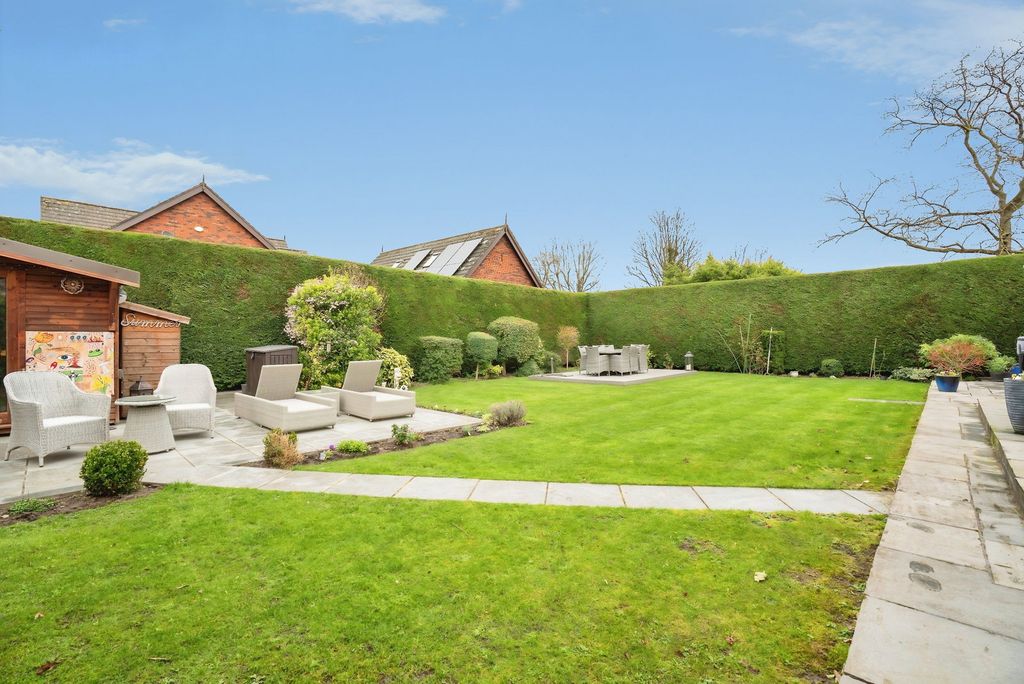 Additional image 57 of 4 bed detached house for saleHough Green Road, Widnes WA8