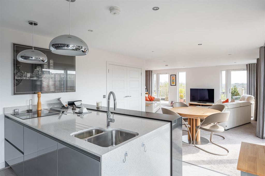 Additional image 16 of 2 bed flat for saleCarousel House, Joseph Terry Grove, York YO23