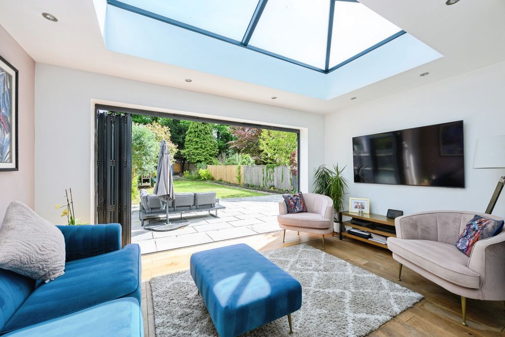 Additional image 5 of 4 bed semi-detached house for saleSalmons Lane, Whyteleafe CR3