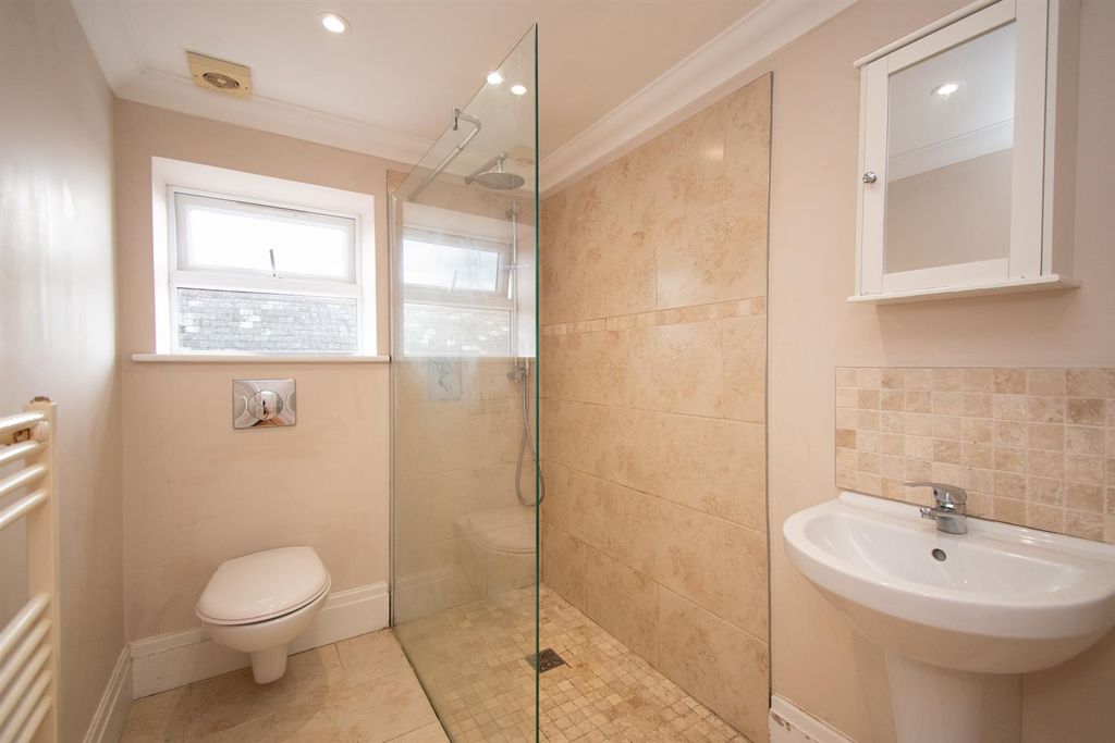 Additional image 12 of 2 bed flat for saleThe Ridge, Hastings TN34