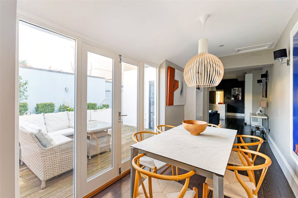 Additional image 9 of 4 bed terraced house for saleKings Road, Windsor, Berkshire SL4