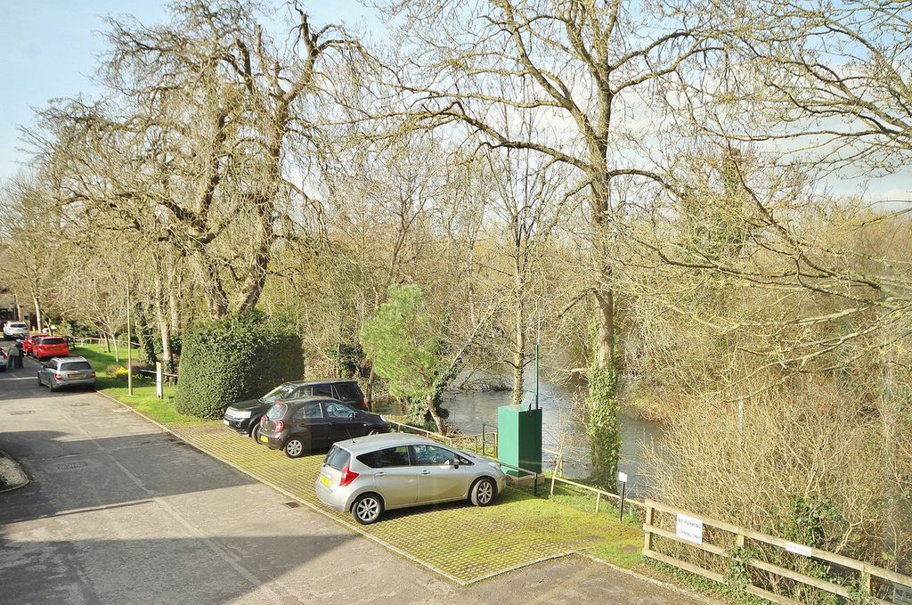 Additional image 9 of 2 bed flat for saleRiverside Gardens, Witney OX28