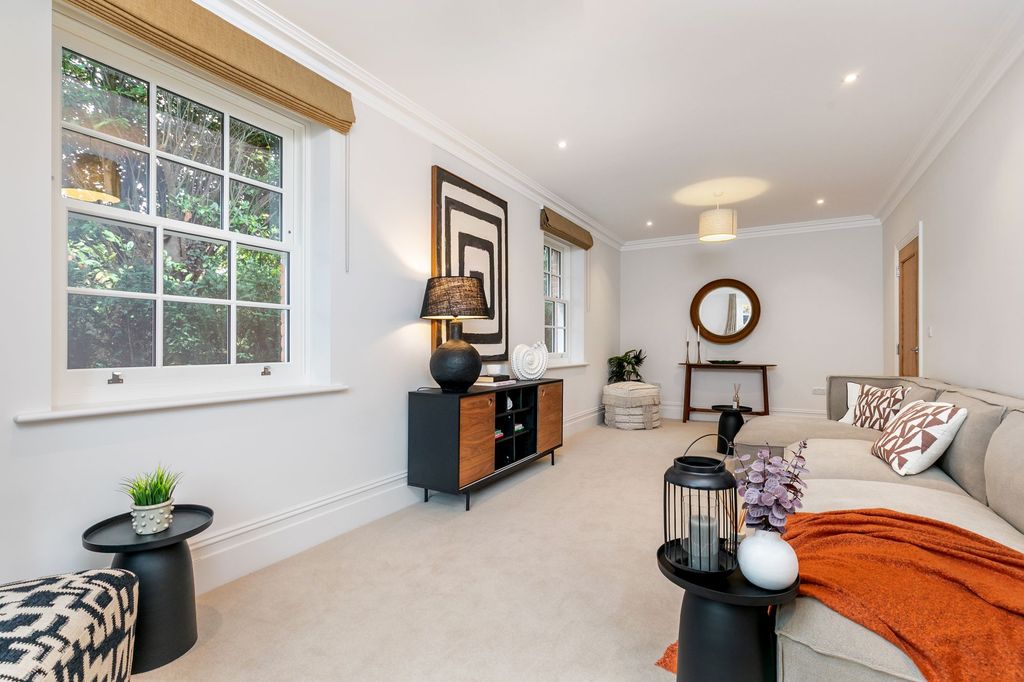 Additional image 10 of 5 bed detached house for saleOld Hillside Road, Winchester SO22