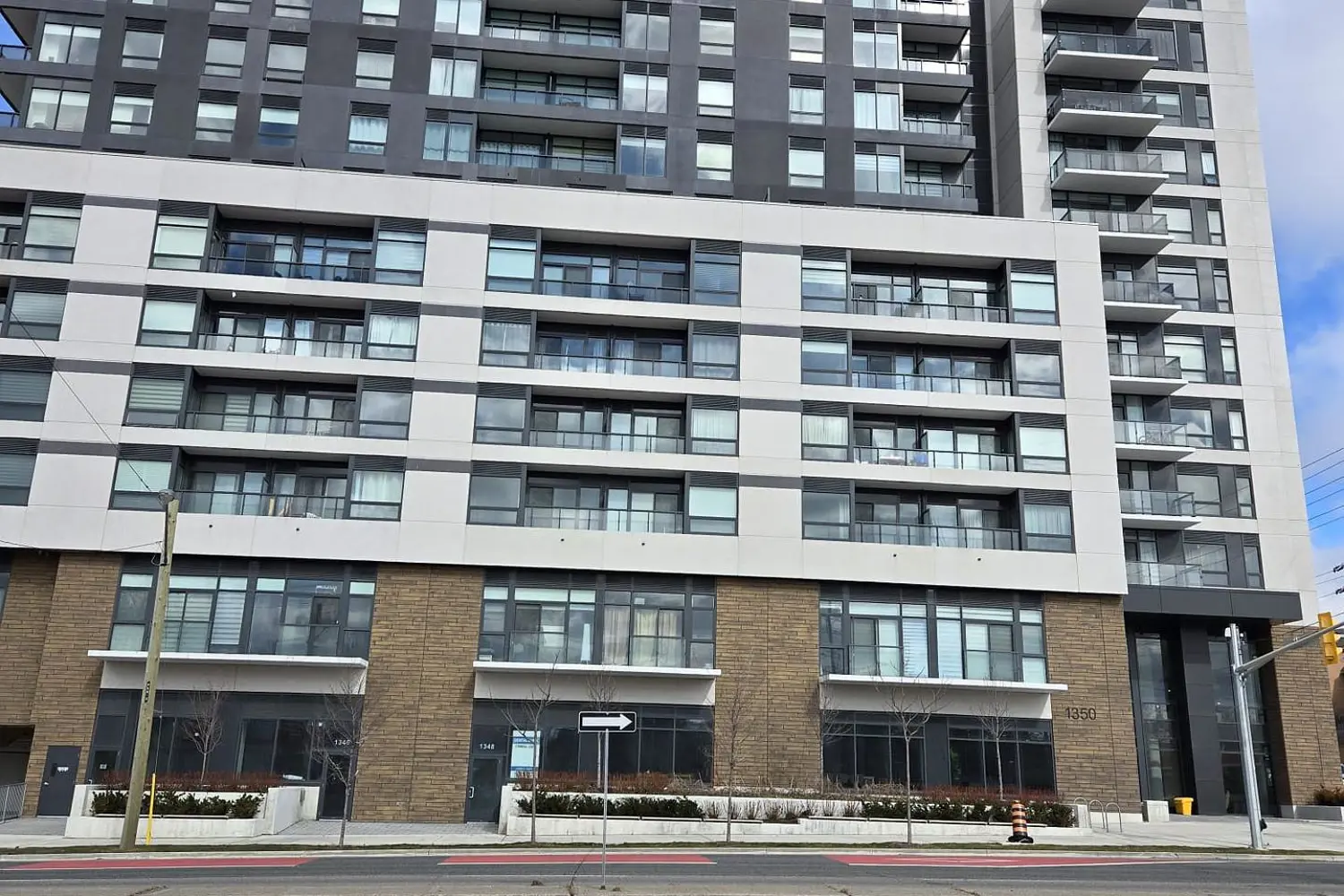 1350 Ellesmere Road 613