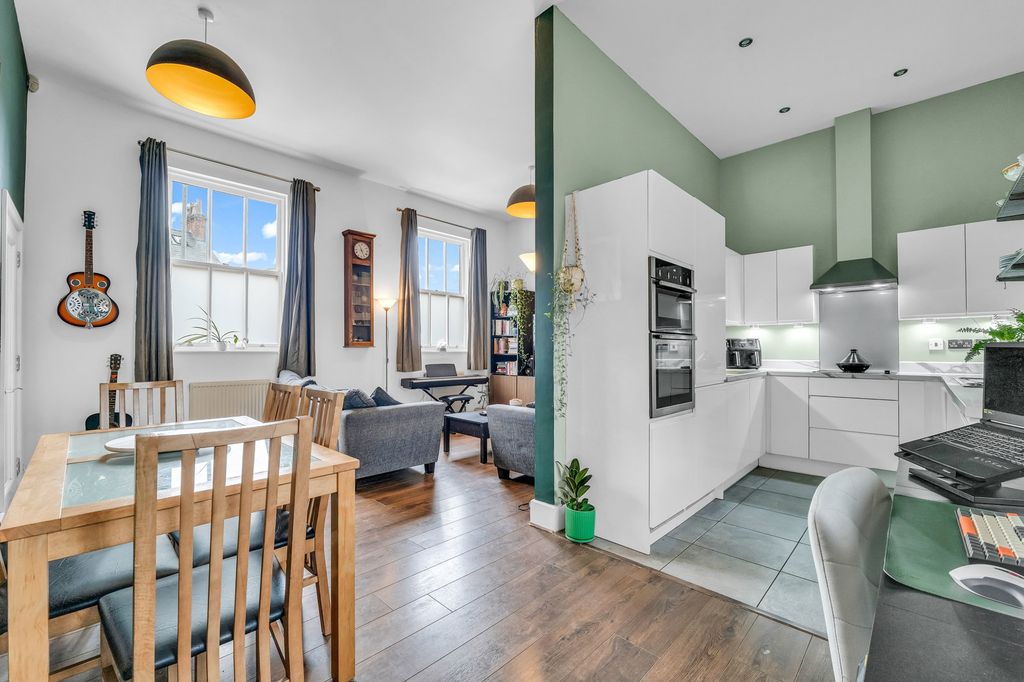 Additional image 3 of 5 bed semi-detached house for saleThe Maltings, Sileby, Loughborough LE12