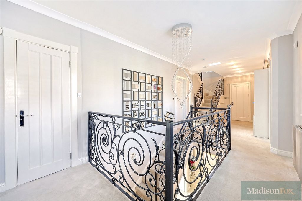 Additional image 22 of 5 bed detached house for saleThe Dell, Woodford Green IG8